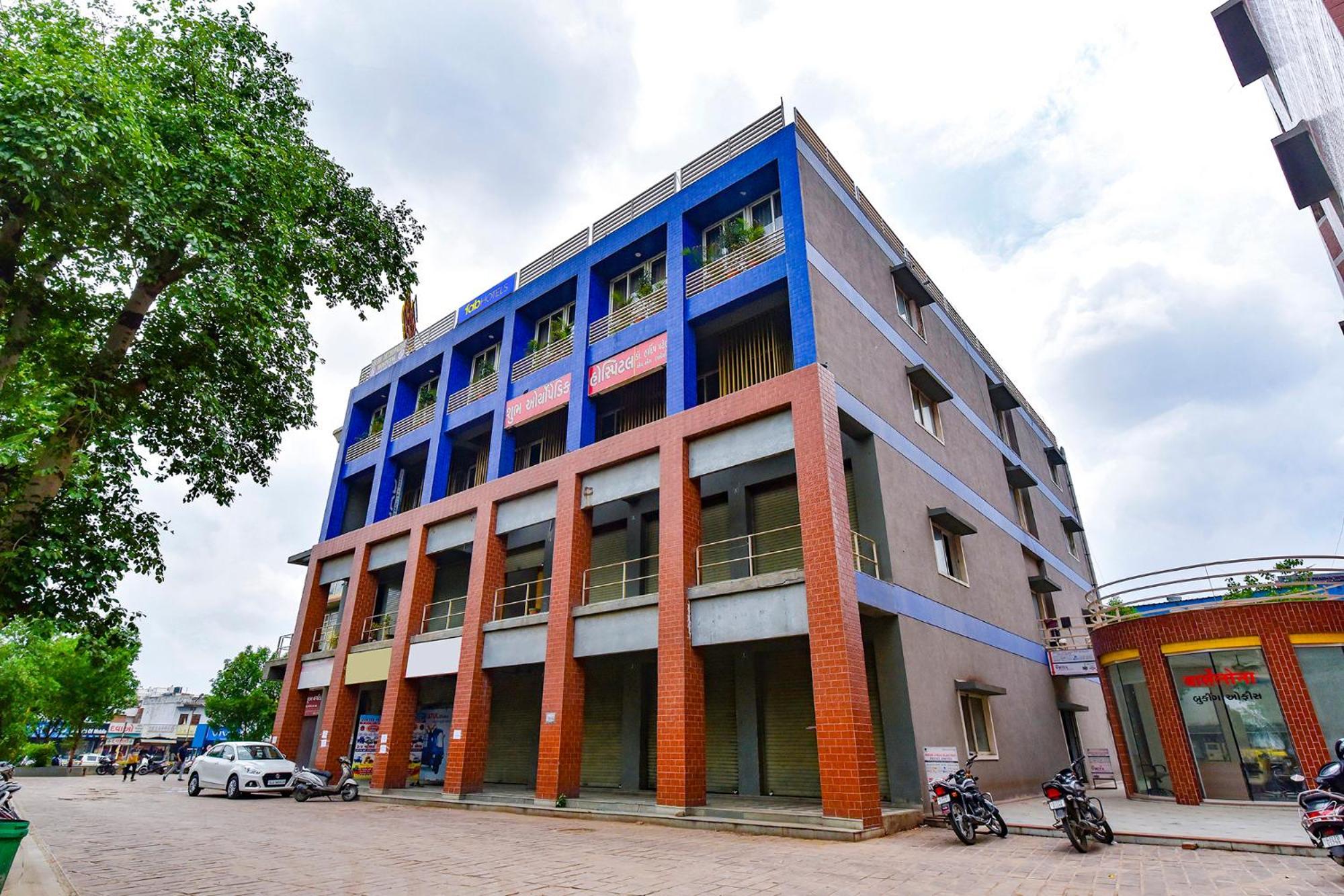 Fabhotel Symphony Grand Ahmedabad Eksteriør bilde